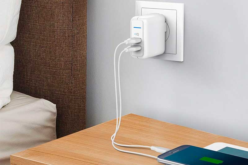 Top 10 Best USB Wall Chargers of 2022 Review