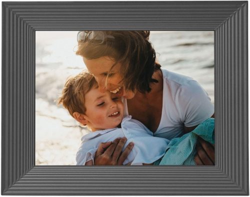 Aura Smart Digital Picture Frame 9 Inch Free Unlimited Storage HD WiFi Frame The Best Way to Share Photos Feel Together from Away