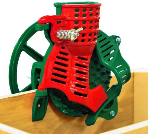 Maximizer-Corn-Sheller-Green-Red-Manual-Hand-Crank-Thresher-1