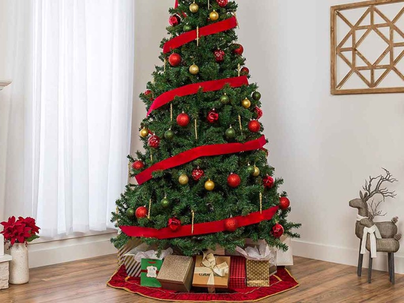 Top 10 Best Artificial Christmas Tree in 2022 Review