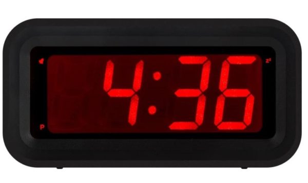 4. KWANWA LED Digital Alarm Clock Battery Operated Only Small for Bedroom